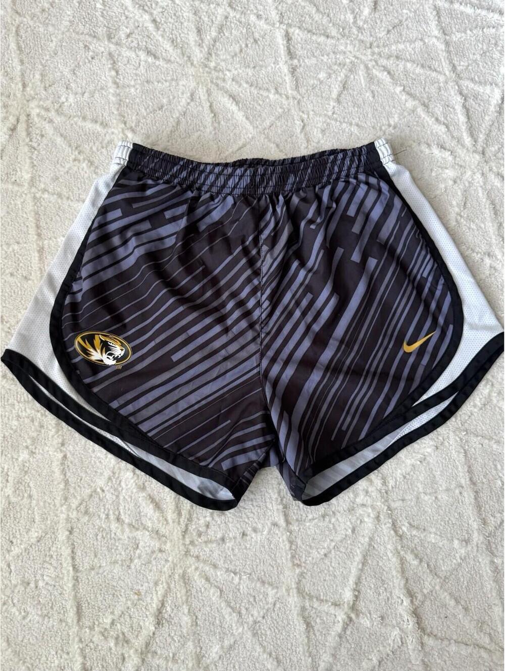 Nike Dri-FIT Missouri Tigers Running Shorts Women’s XS Black Gray Athletic